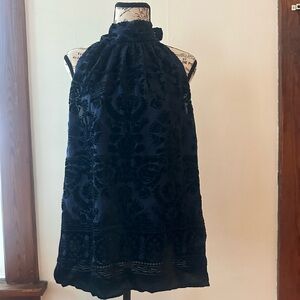 Elegant Blue ‘burnt out’ velvet Halter top size 10